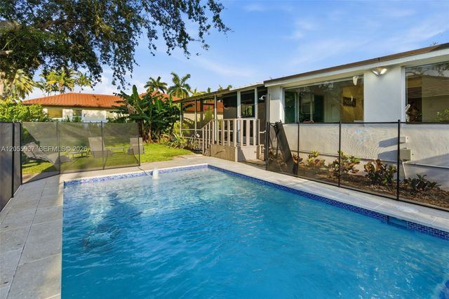 10795 SW 34th Street, Miami, FL 33165