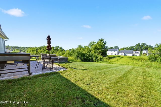 17025 Meander Way, Louisville, KY 40245