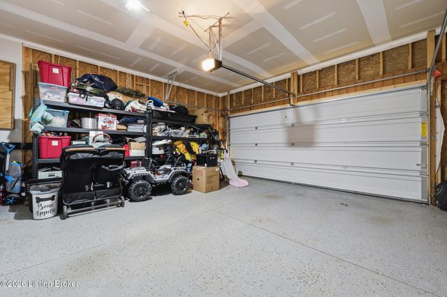 17025 Meander Way, Louisville, KY 40245