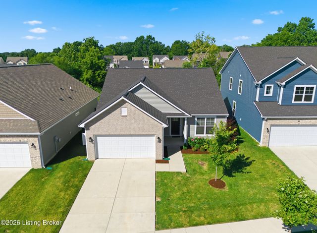 17025 Meander Way, Louisville, KY 40245