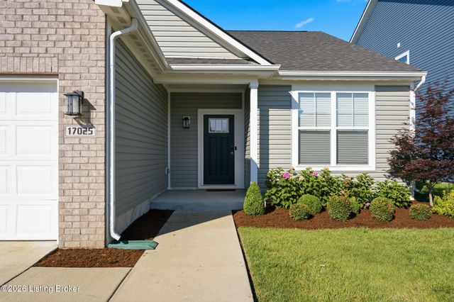 17025 Meander Way, Louisville, KY 40245