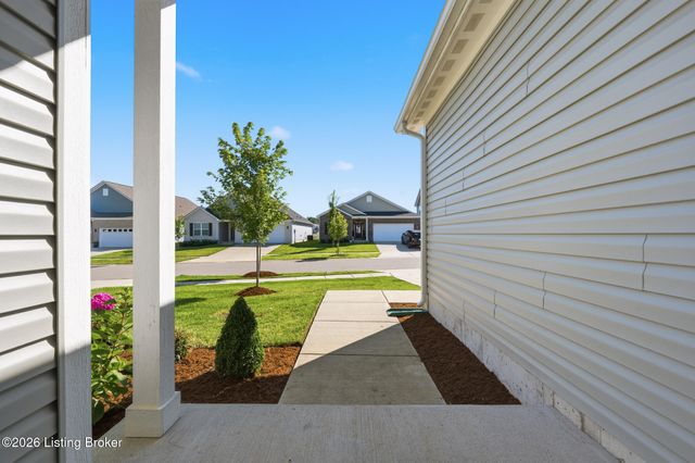 17025 Meander Way, Louisville, KY 40245
