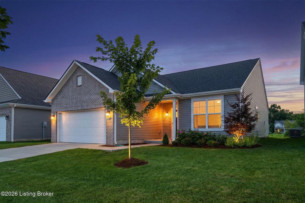 17025 Meander Way, Louisville, KY 40245