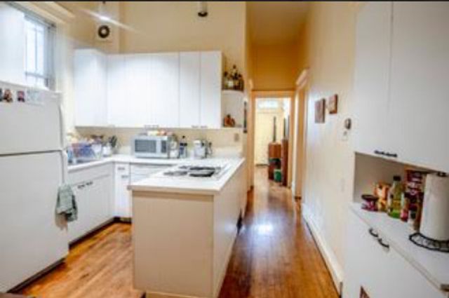 1911 W Belmont Avenue 1, Chicago, IL 60657