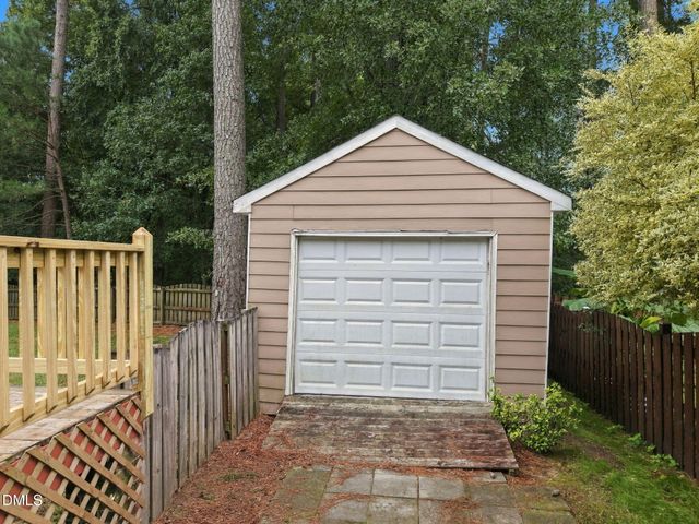 4812 Mimetree Court, Raleigh, NC 27616