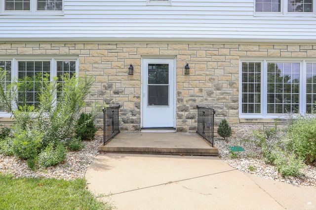 447 Edgerton Avenue, Manhattan, KS 66502