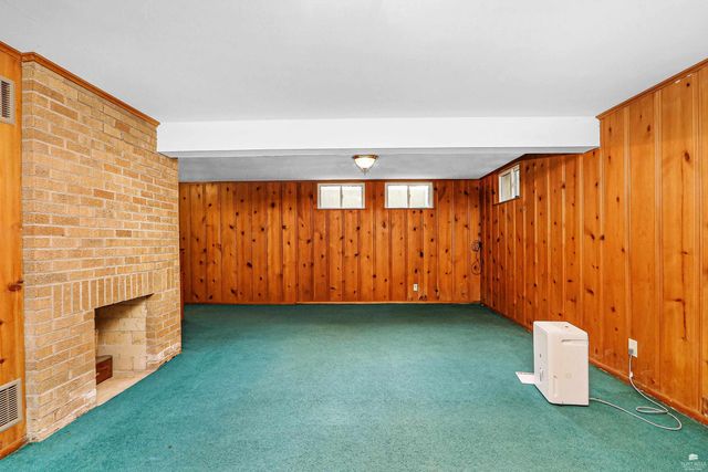 447 Edgerton Avenue, Manhattan, KS 66502