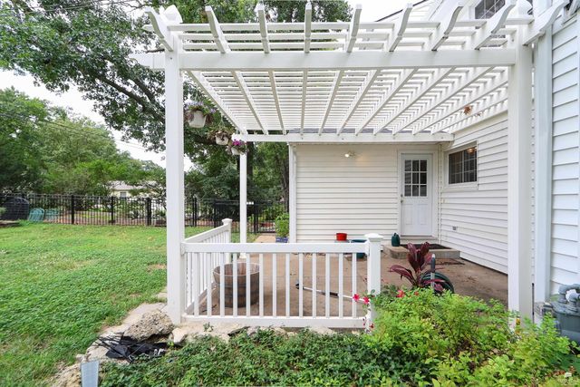 447 Edgerton Avenue, Manhattan, KS 66502
