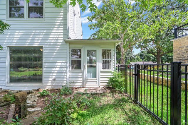 447 Edgerton Avenue, Manhattan, KS 66502
