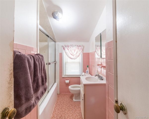 255 Glen Avenue, Port Chester, NY 10573