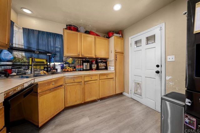 649 W Washington Ave, El Cajon, CA 92020