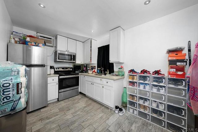 649 W Washington Ave, El Cajon, CA 92020