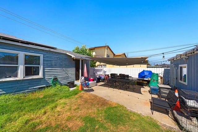 649 W Washington Ave, El Cajon, CA 92020