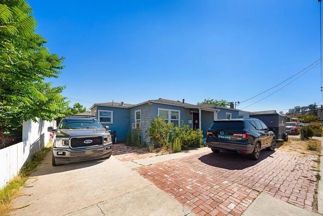 649 W Washington Ave, El Cajon, CA 92020