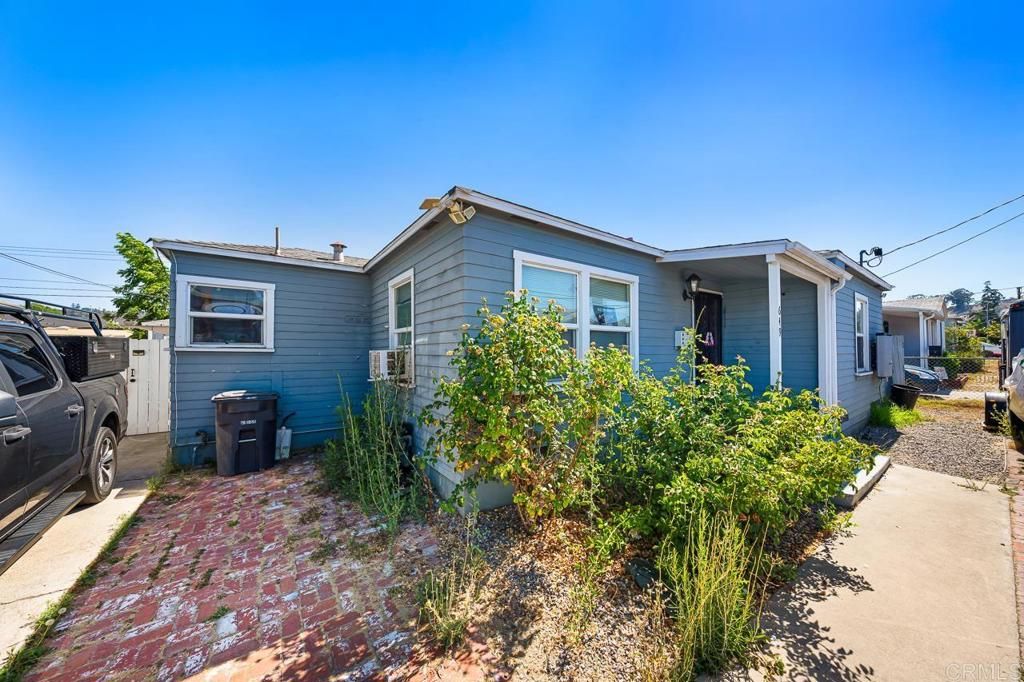 649 W Washington Ave, El Cajon, CA 92020