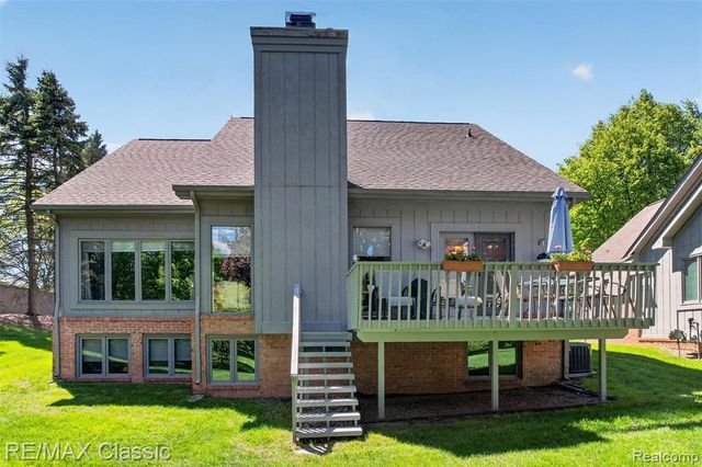 37828 Avon Lane, Farmington Hills, MI 48331
