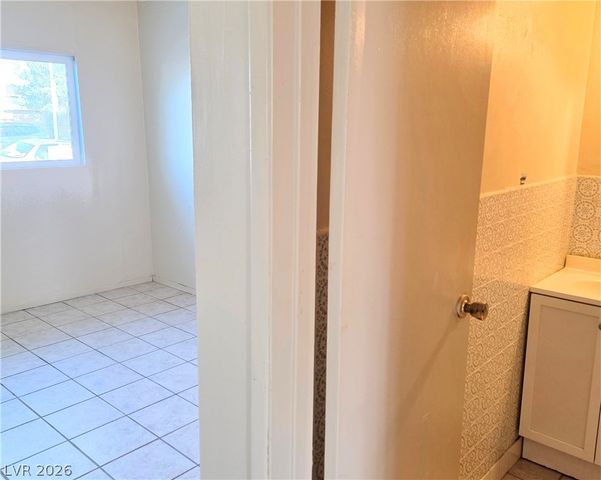 1674 D Street, Las Vegas, NV 89106