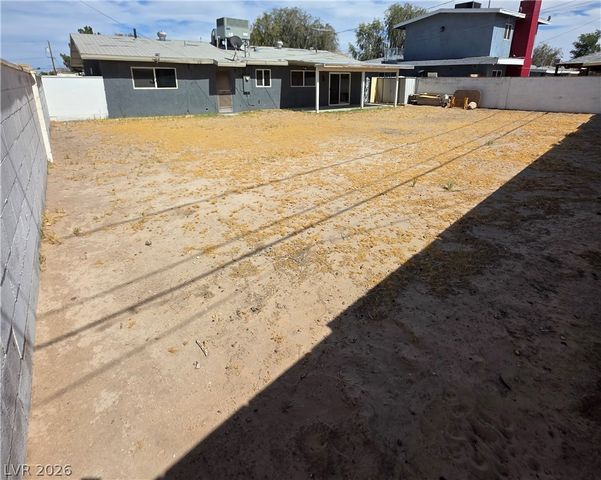 1674 D Street, Las Vegas, NV 89106
