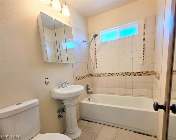 1674 D Street, Las Vegas, NV 89106