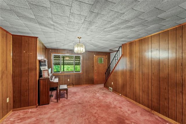 1908 Saint Paul St, South Side, PA 15203