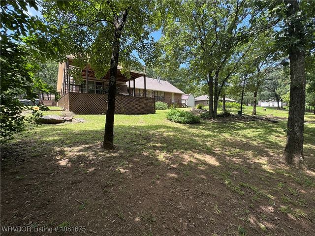 700 Timber Ridge Road, Howe, OK 74937