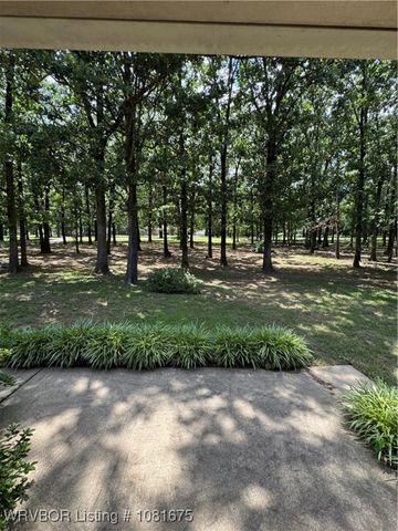 700 Timber Ridge Road, Howe, OK 74937