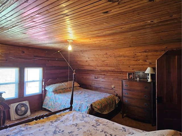 4793 Cheek Mountain Road, Laurel Springs, NC 28644