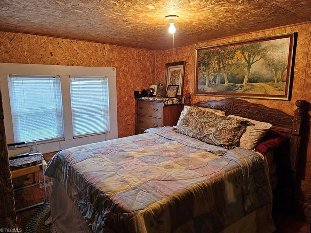 4793 Cheek Mountain Road, Laurel Springs, NC 28644