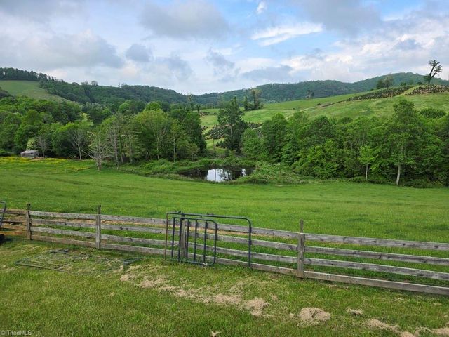 4793 Cheek Mountain Road, Laurel Springs, NC 28644