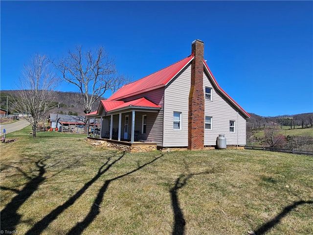4793 Cheek Mountain Road, Laurel Springs, NC 28644