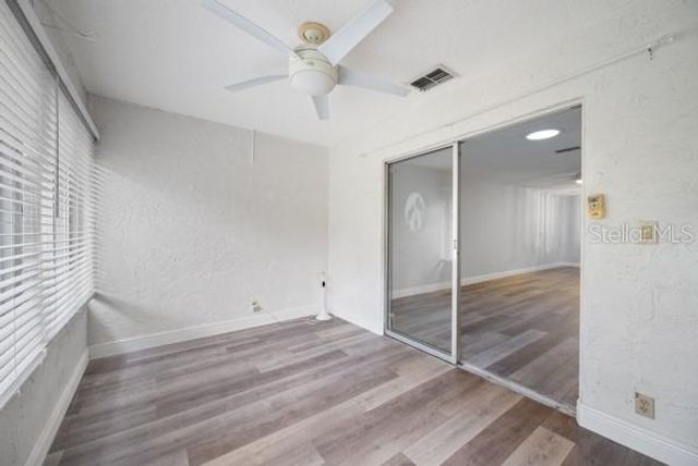 3351 STONEHAVEN COURT W C, Palm Harbor, FL 34684