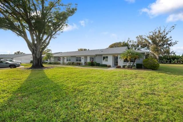 3351 STONEHAVEN COURT W C, Palm Harbor, FL 34684