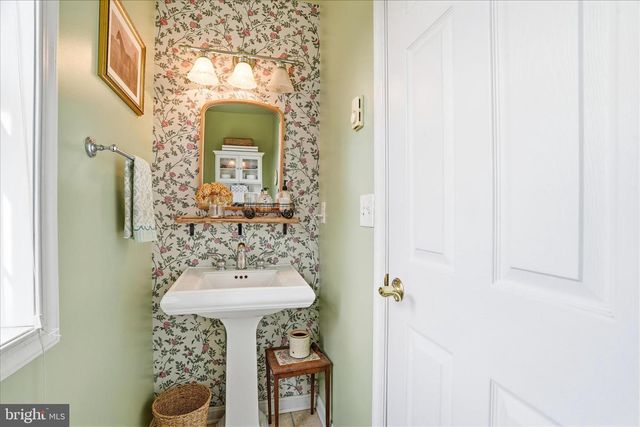 25210 CASCADE RD, Cascade, MD 21719