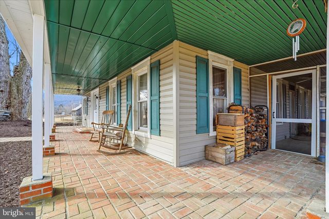 25210 CASCADE RD, Cascade, MD 21719