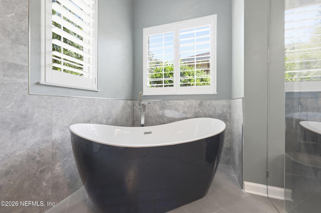 275 FLORES Way, St. Johns, FL 32259
