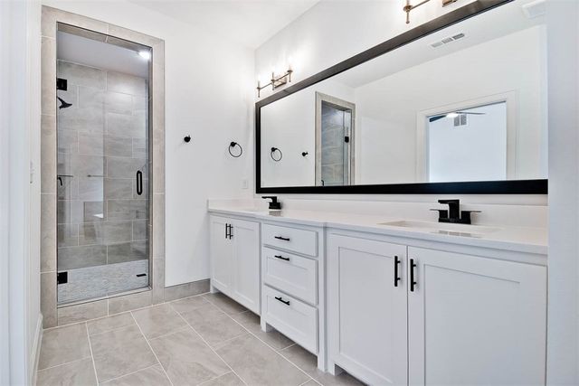 38 Winsford Circle, Bella Vista, AR 72715