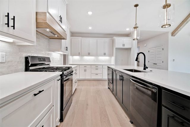 38 Winsford Circle, Bella Vista, AR 72715