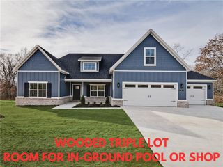 38 Winsford Circle, Bella Vista, AR 72715