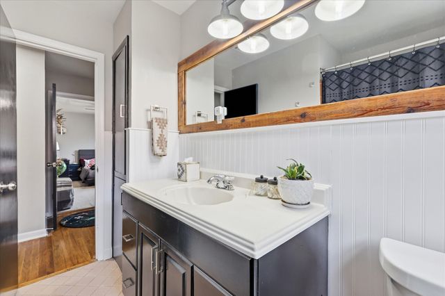 3528 Meadow Oaks Drive, Haltom City, TX 76117