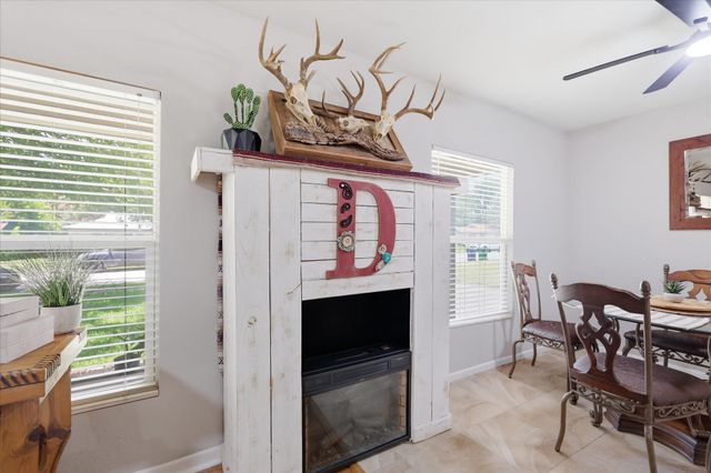 3528 Meadow Oaks Drive, Haltom City, TX 76117