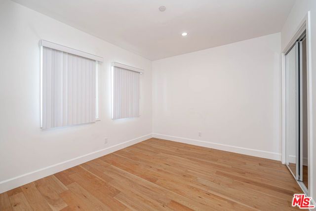 5941 Etiwanda Avenue, Tarzana (los Angeles), CA 91356