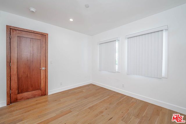5941 Etiwanda Avenue, Tarzana (los Angeles), CA 91356
