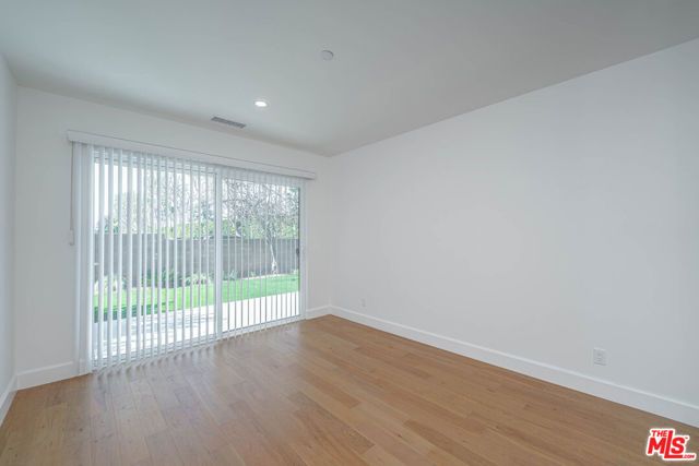 5941 Etiwanda Avenue, Tarzana (los Angeles), CA 91356
