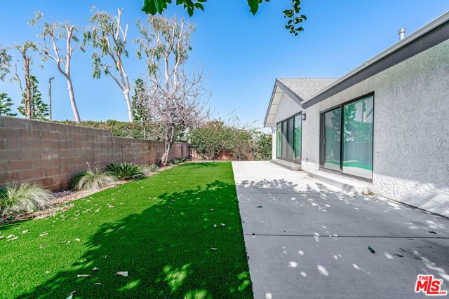 5941 Etiwanda Avenue, Tarzana (los Angeles), CA 91356