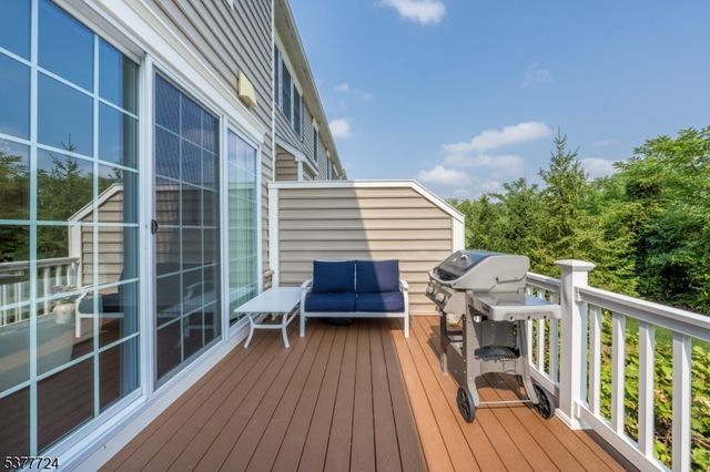 18 Fillmore Dr, Morris Twp., NJ 07960