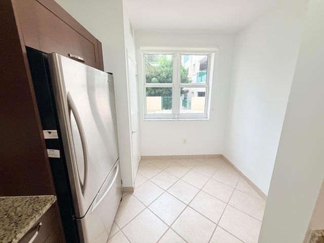 19900 E Country Club Drive 210, Aventura, FL 33180