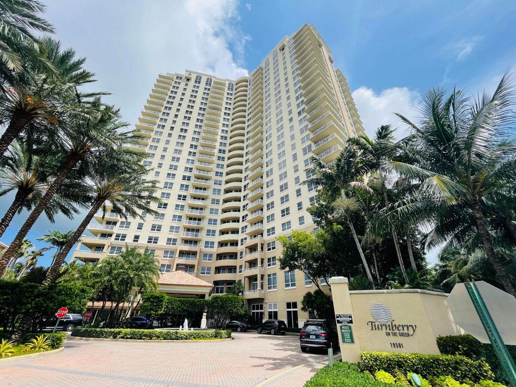19900 E Country Club Drive 210, Aventura, FL 33180