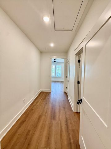 825 NW 14th Street, Bentonville, AR 72712