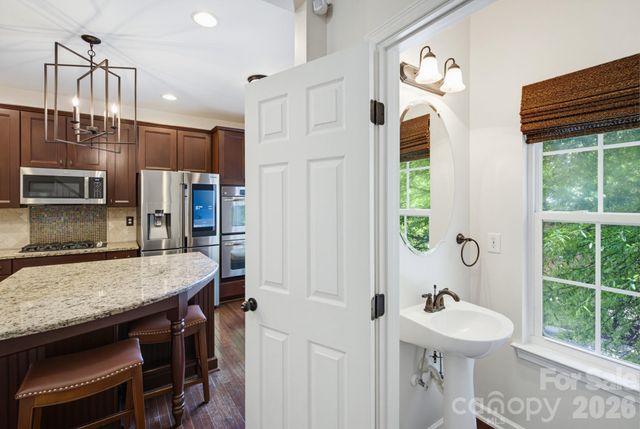 225 Lincoln Street, Charlotte, NC 28203