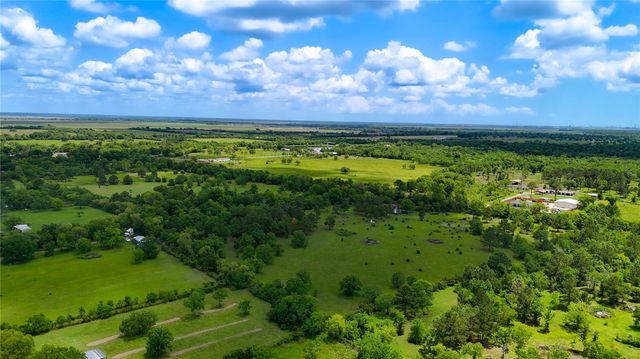 179 Private 48931, Dayton, TX 77535
